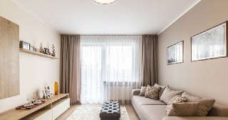 Натяжной потолок в гостиную Кунгур, цена от 6468 руб.